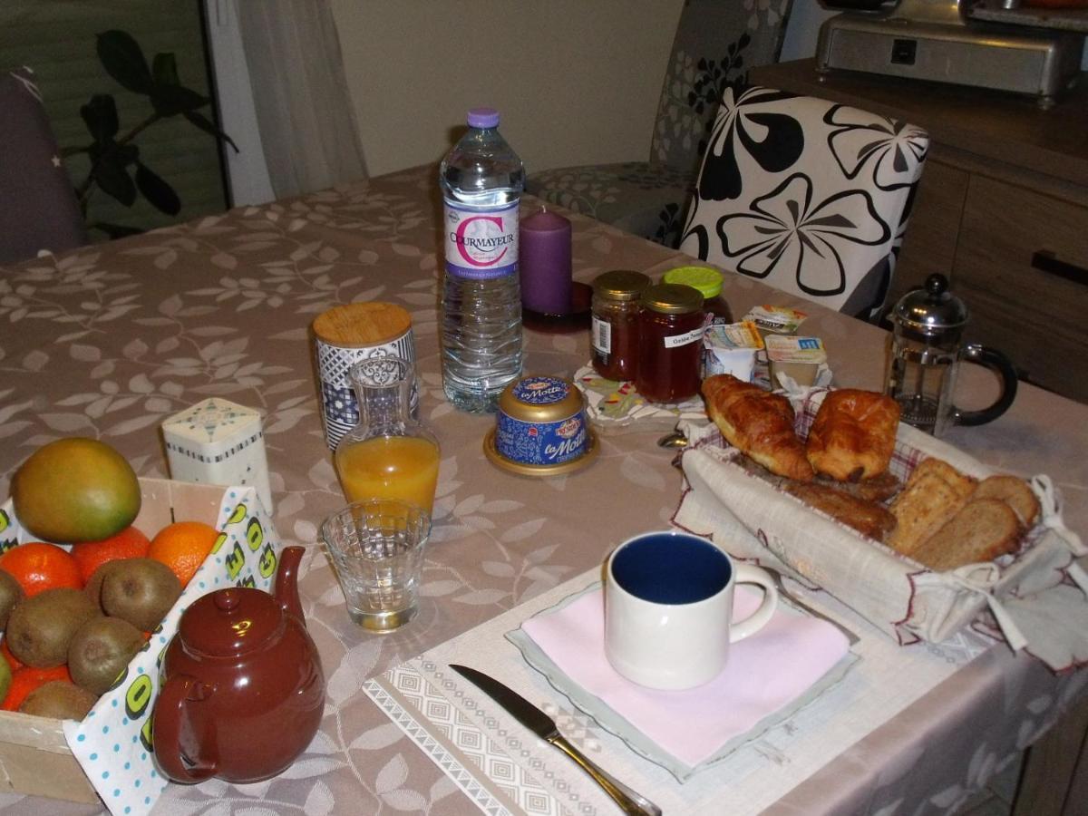 Bed and Breakfast Petit Coin Au Calme Baulon Zewnętrze zdjęcie